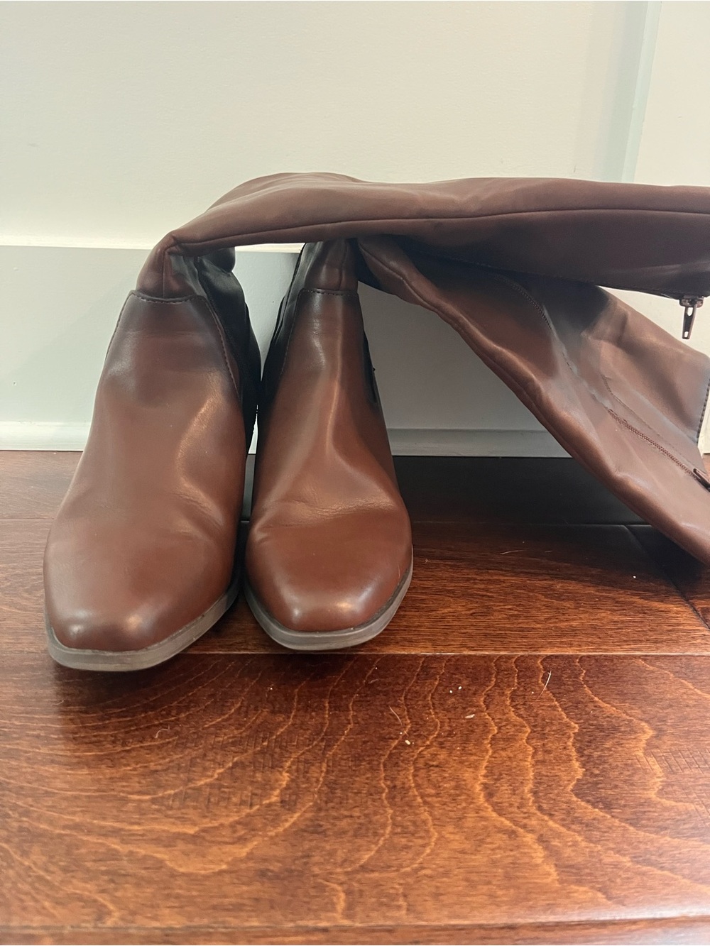 Frye and Co. Faux leather Shelton Classic Brown Knee-High Boots 9W